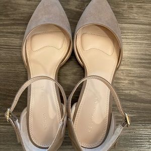 Joye pump by Kelly and Katie, size 9